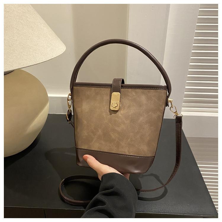 Urban Chic Pu Leather Bucket Bag Soft Lock Clasp Large Handbag For Women