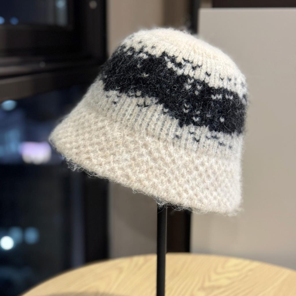 New Knitted Dome Fisherman Hat for Women in Autumn and Winter All Match Face showing Small Korean Style Simple Woolen Hat Warm Hat Trendy