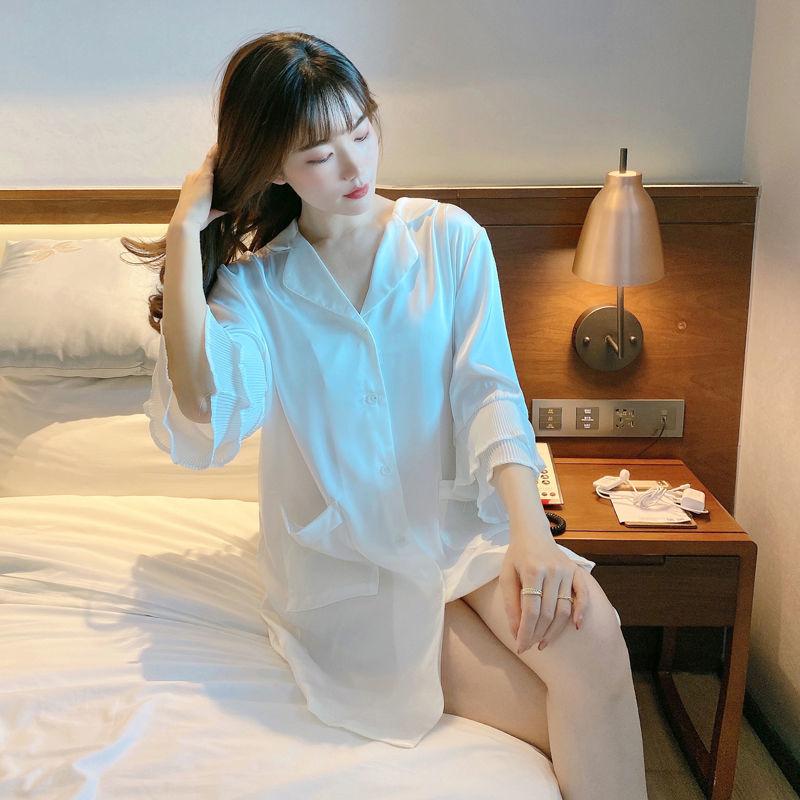 Sleepwear for Women Summer Ice Silk Sexy Thin Style Spring and Autumn Shirt Collar, Medium Length Pajamas