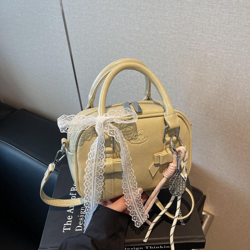 High-end nischväska dam vår och sommar mångsidig ny mode axelväska bärbar kuddväska