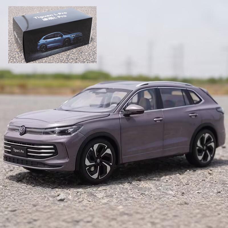 TCFJN1 1:18 2025 VW Tiguan L PRO SUV Alloy Car Model Diecasts Metal Vehicles Car Model High Simulation Collection Kids Gifts Decoration