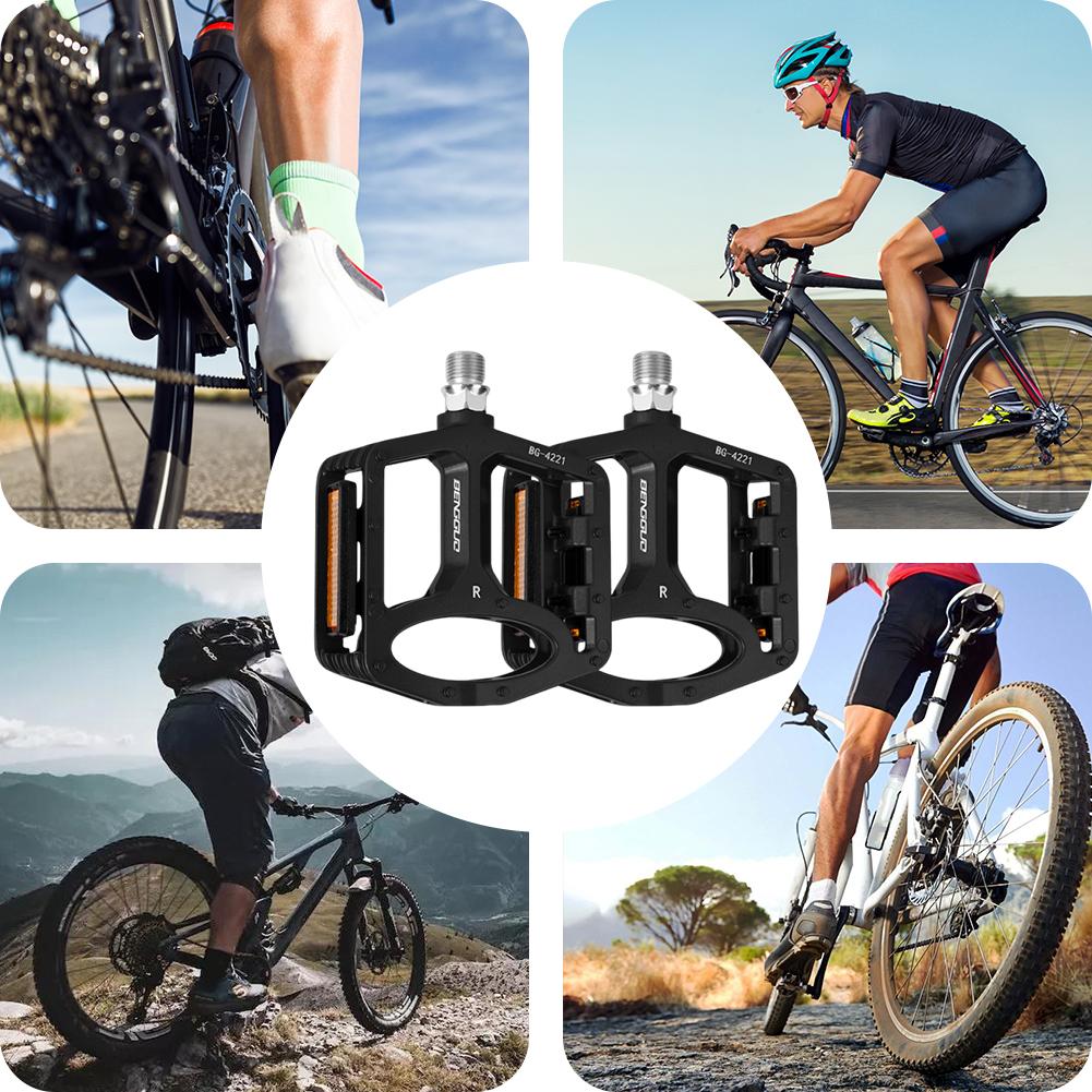 Mountain Bicycle Pedal Ultra-Light Road Bike Alloy Pedal Waterproof Double DU Bicycle Pedal for Night Riding Bicycle Accessories