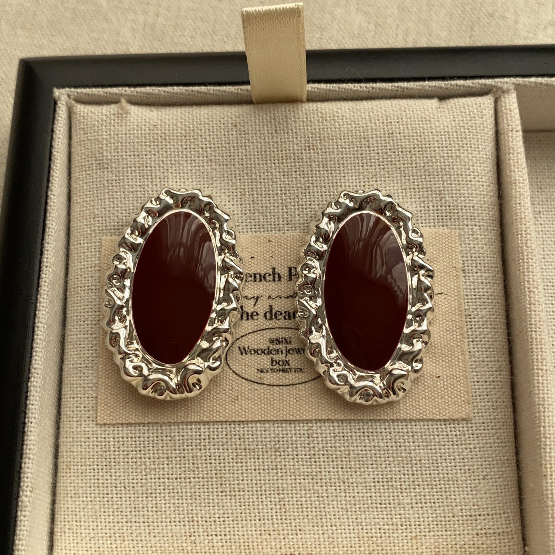 

Vintage court oval stud earrings stud earrings design sense flower exquisite earrings