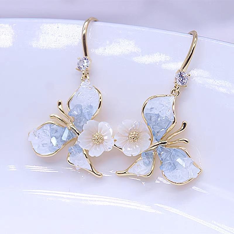 Niche Design Gradual Change Blue Butterfly Stud Earrings Women Spring and Summer High Sense Temperament Flower Ear Hook Earrings