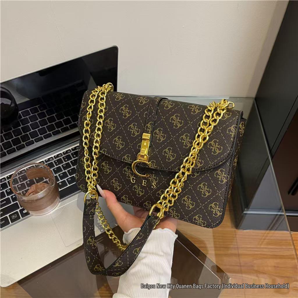 Bolsa Quadrada Pequena de Corrente Texturizada Moderna Europa & América - Moda Feminina 2025 Bolsa de Ombro & Transversal