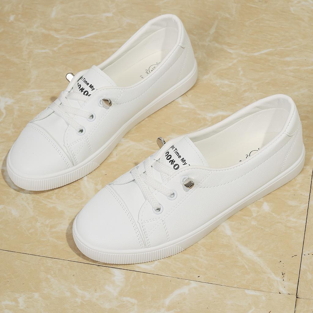 2026 Spring New Fashionable Flats Comfortable Soft Sole White Shoes for Women's Casual Shallow Mouth Shoes Slip on Large Size