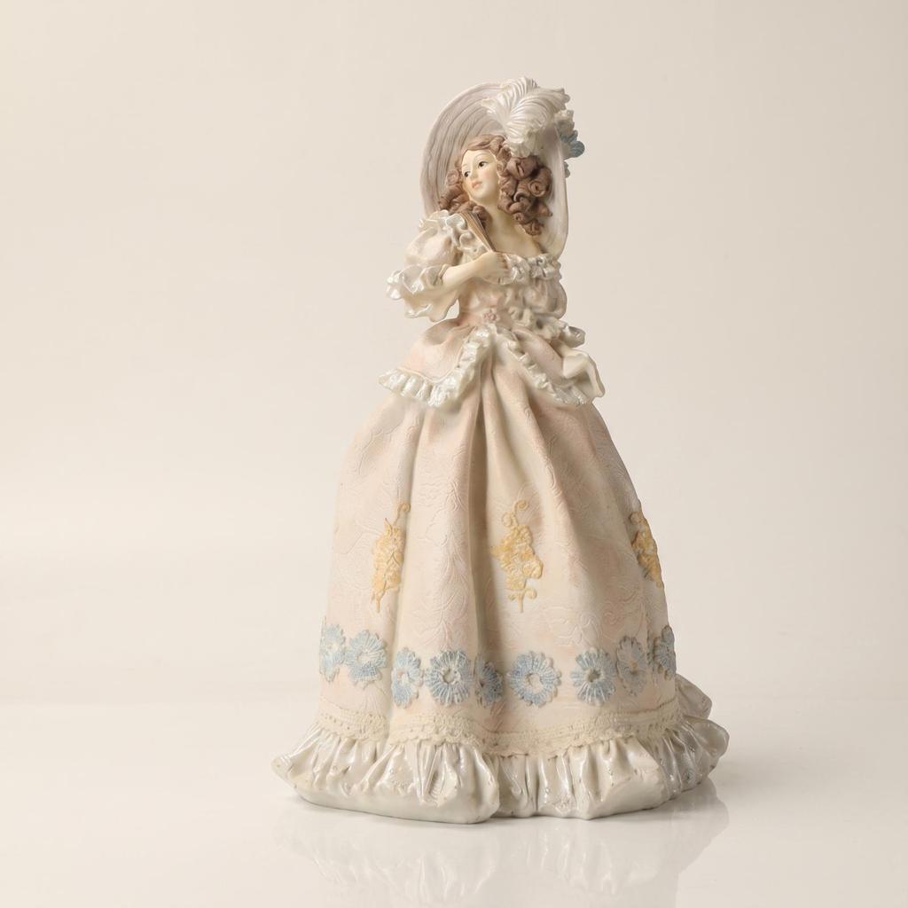 Elegante Statuetta Storica da Tavolo Vecchio Mondo Vintage Decorativa