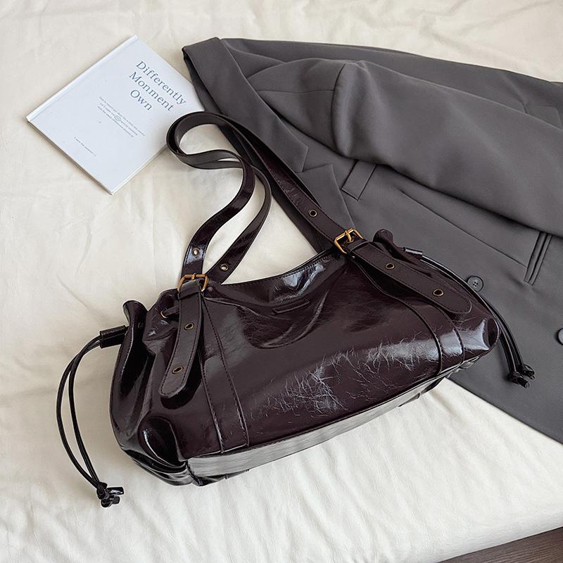 Bag women's large-capacity winter new casual one-shoulder fashion tote bag
