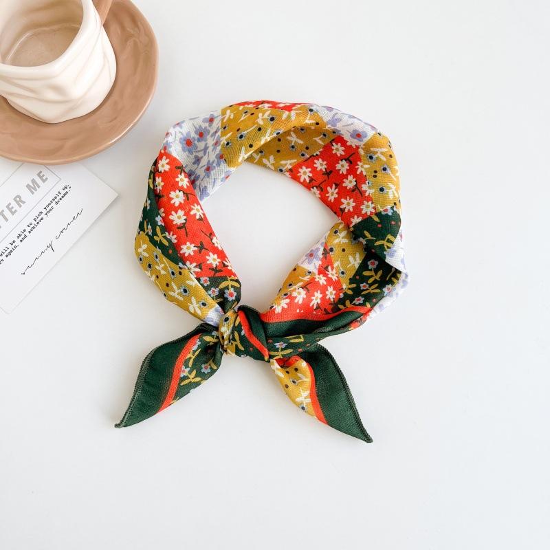 Polka dot silk scarf women's spring and summer new Korean ins versatile neck protection scarf fashion headscarf square scarf silk scarf