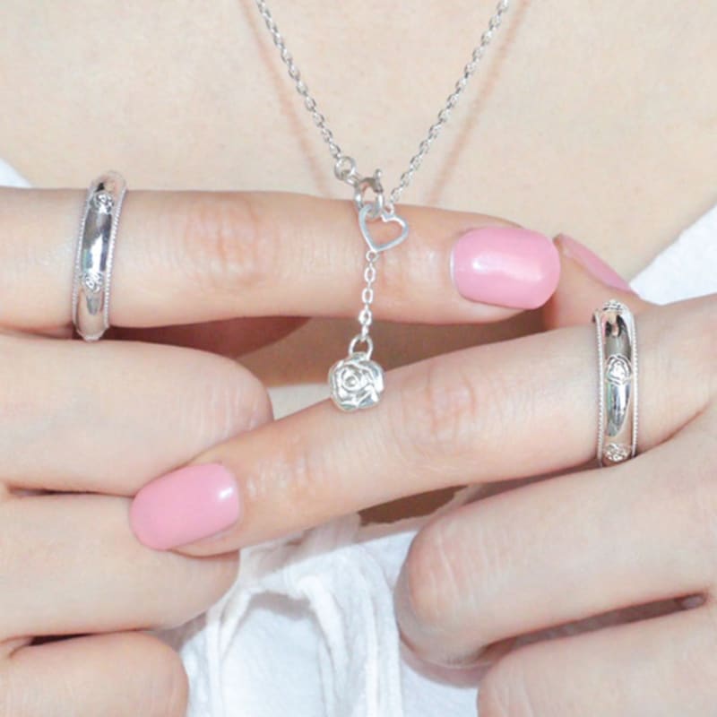 LOASI Lovely Rose. Rose Circle Ring