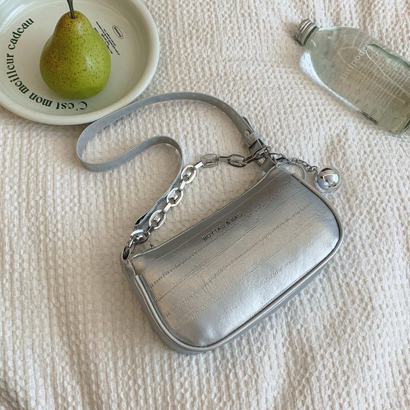 

Stylish Casual Small Shoulder Bag In Black And Beige With Beautiful Chain Strap Silver