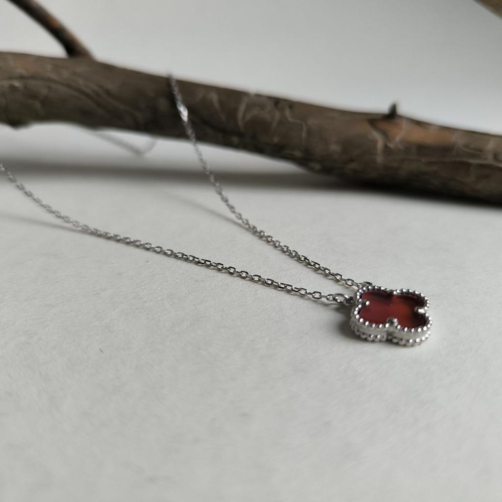 Серебряное колье с натуральным агатом, вес изделия 3,57 гр (60002364)