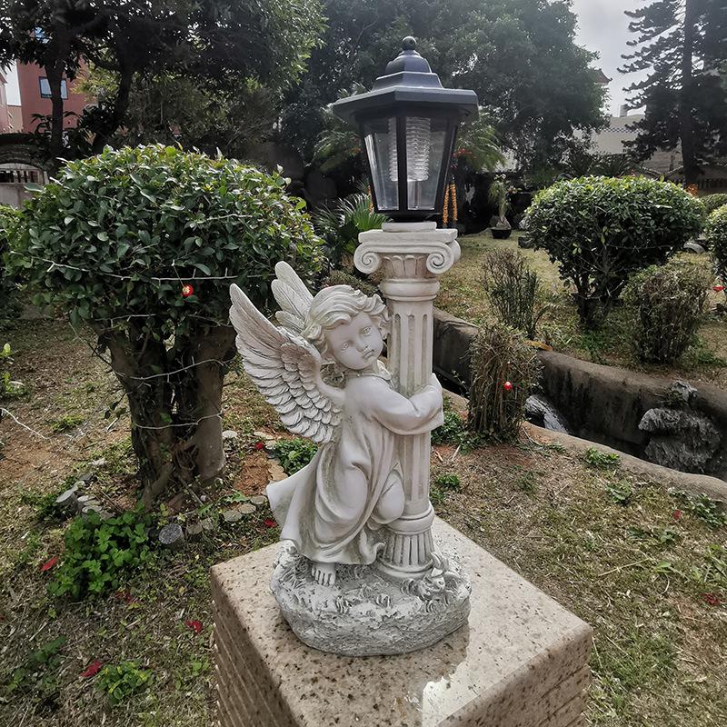 Ornamento da Giardino Solare Angelo Retrò Scultura in Resina
