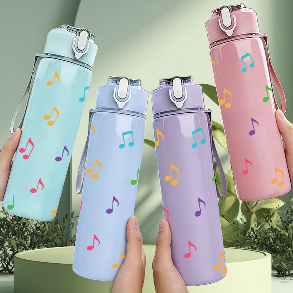 1PC Colorful Music Note Pattern 750ml Color Plastic Sports Water Bottle Leakproof Flip Straw Lid Suitable for Sports Office Home Use