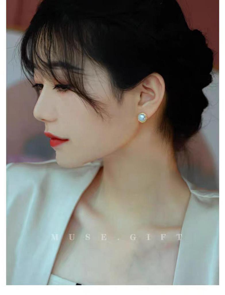 Vintage 6A Freshwater Pearl Stud Earrings - Elegant Light Luxury Gift for Women