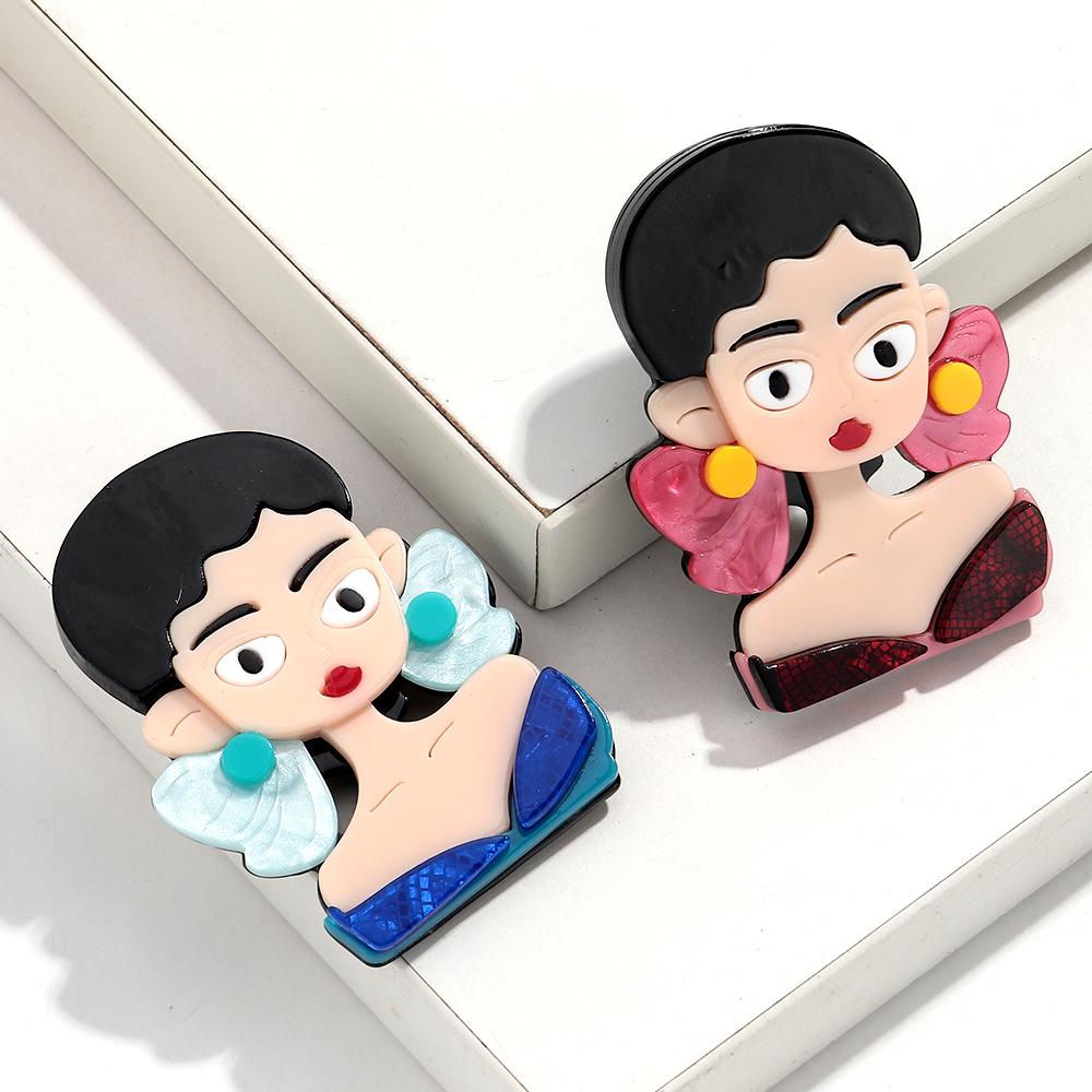New Cute Girl Figure Acrylic Brooches for Women Blue Spliced Handmade Lady Bag Badges and Pins Jewelry Clothing Accessories Gift