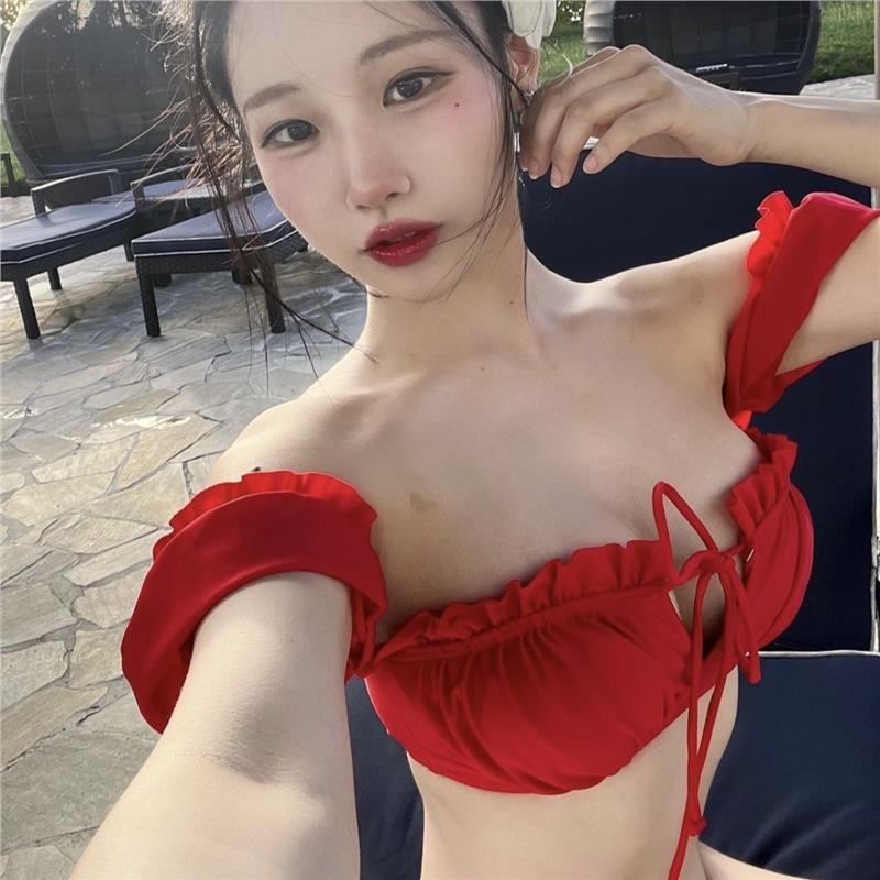 2024 Red Spicy Girl Push-Up Bikini Three-Piece Swimsuit Set for Small Chest - Perfect for a Sexy Vacation