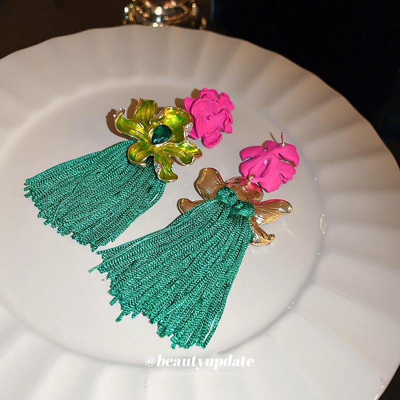 Silver needle bohemian flower dripping oil earrings niche braided rope fringed earrings European and American light luxury exaggerated earrings women