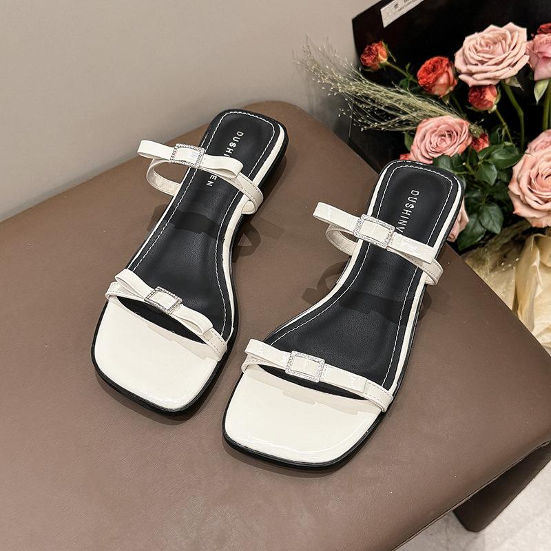 Bow High-end One-word Slippers Female 2025 Summer New French Temperament Low-heeled Fairy Wind Outside Sandals