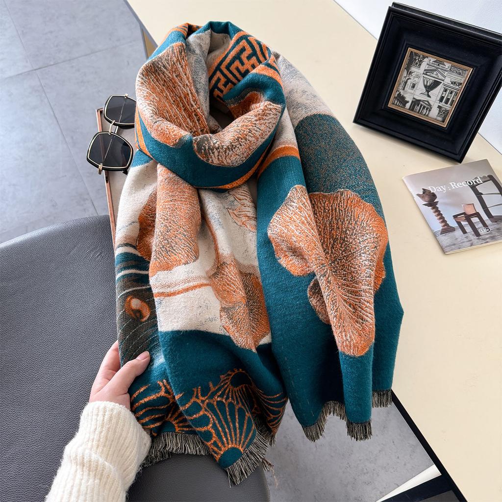 Seasonal High-End Printed Scarves, National Style, High-End And Exquisite Warmth, With Shawls And Capes, Women'S Necks