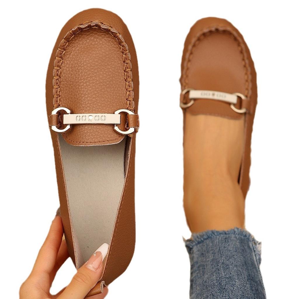 Large size metal buckle flat-soled single shoes for women's outer wear 2025 spring and autumn new European and American fashion versatile casual s