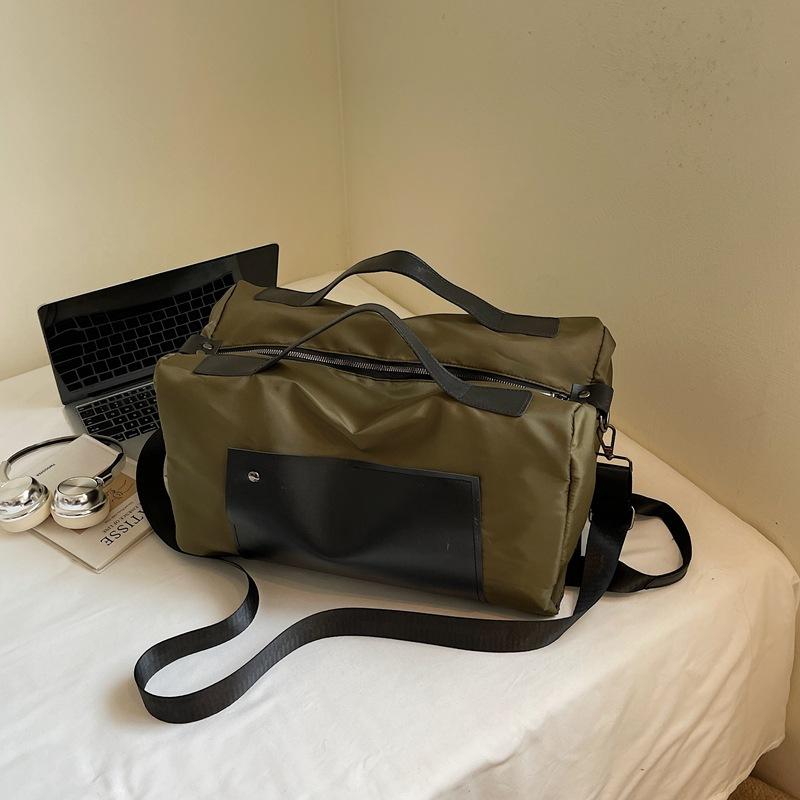 Large Capacity Outdoor Duffel Bag Travel Bag Commuter Hand Shoulder Bag