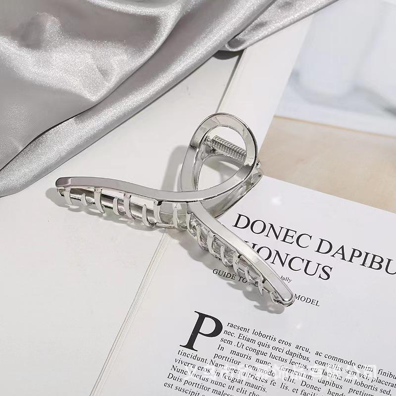 Premium Metal Shark Hair Clip for Women - Large Summer Headdress Hairpin, Unique Design