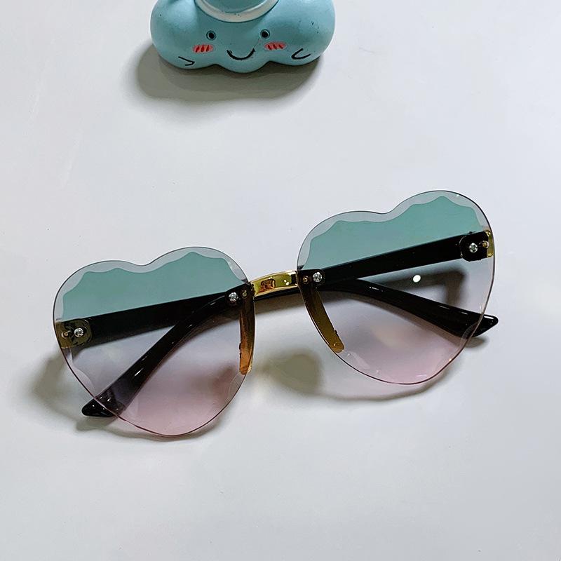 Heart Shaped Kids Sunglasses Photochromic Fashion Small for Girls