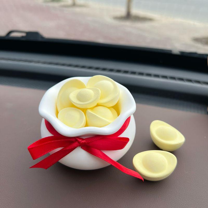

Aromatic Gift Box for Wealth and Prosperity: Handmade Aroma Stone for Desktop Decoration, Blessings, and Wealth Attraction Cornucopia Ornament (No Gift Box)