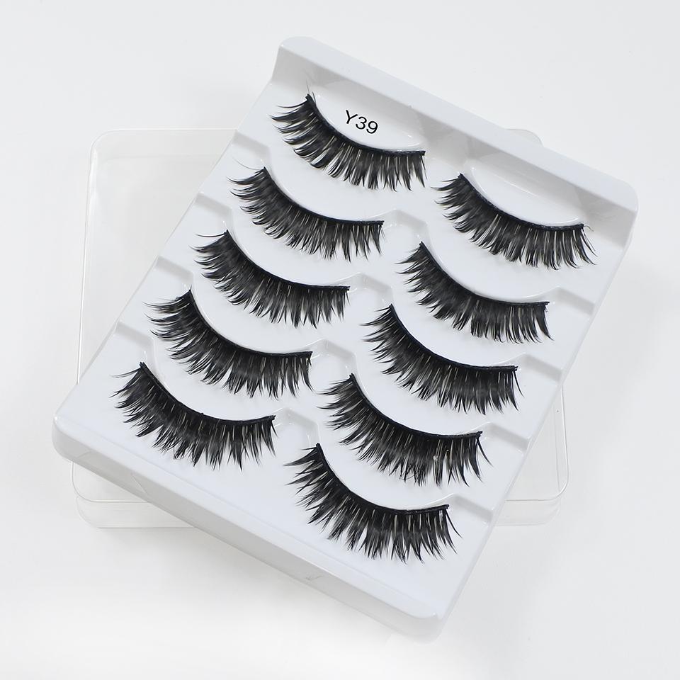 RED SIREN Cat Eye Lashes 5 Pairs Winged Wispy Natural False Eyelashes Makeup Fox Eye Faux Mink Eyelashes
