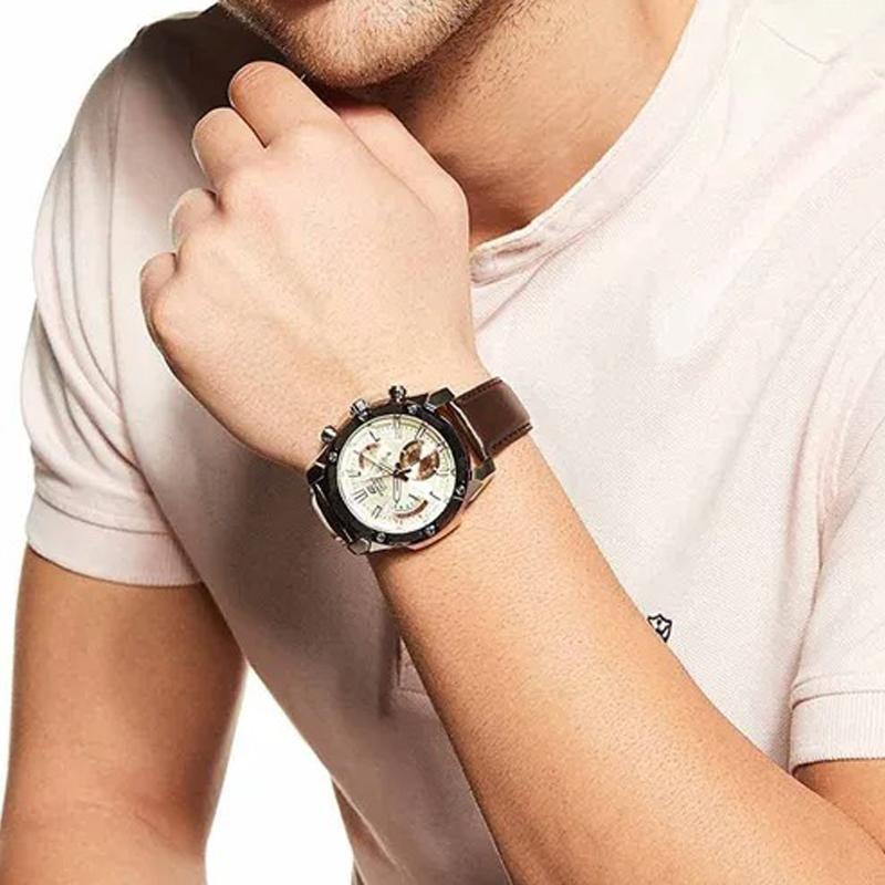 Casio Men EDIFICE 54.5mm Gold Watch EFR-559BL-7AV EFR-559BL-7AV