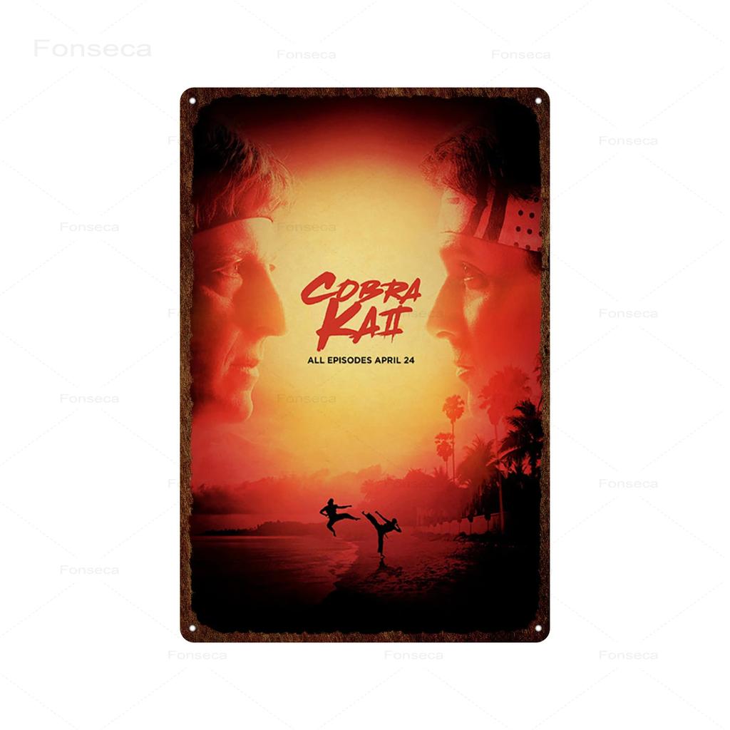 Klasický Kung Fu Komediální Film Kovové Plechové Značky Cobra Kai Retro Umění Nástěnná Samolepka Plakát pro Bar Místnost Domácí Dekorace Plechové Tabule