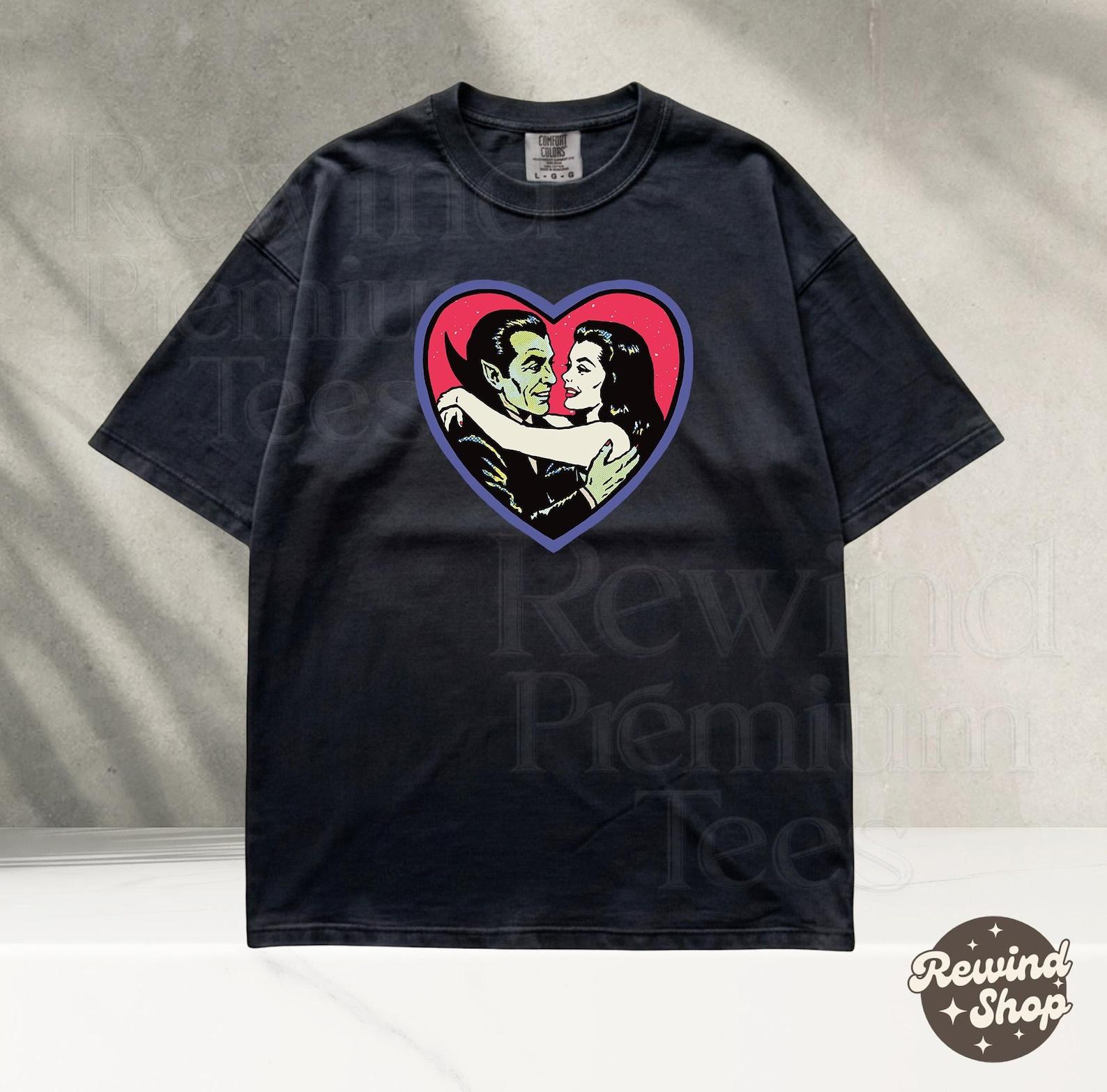 Retro Vampire Heart Comfort Colors Shirt - Cute Hugging Dracula Graphic Tee - Grunge Vampire Lover Gift 3XL