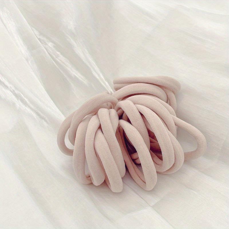 

Лучшие аксессуары для волос: Универсальный набор тканевых резинок для волос для хвостиков и пучков