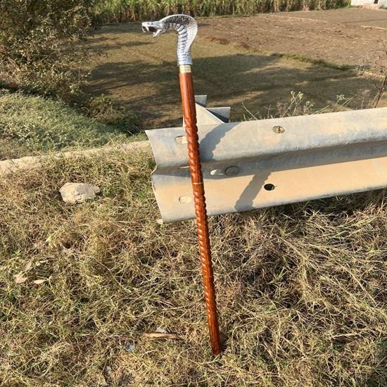 Kobra Silbergriff Gehstock Rosenholz Holzstock, für Herren Damen Vatertag, Geburtstage, Jubiläen Ruhestand Geschenk