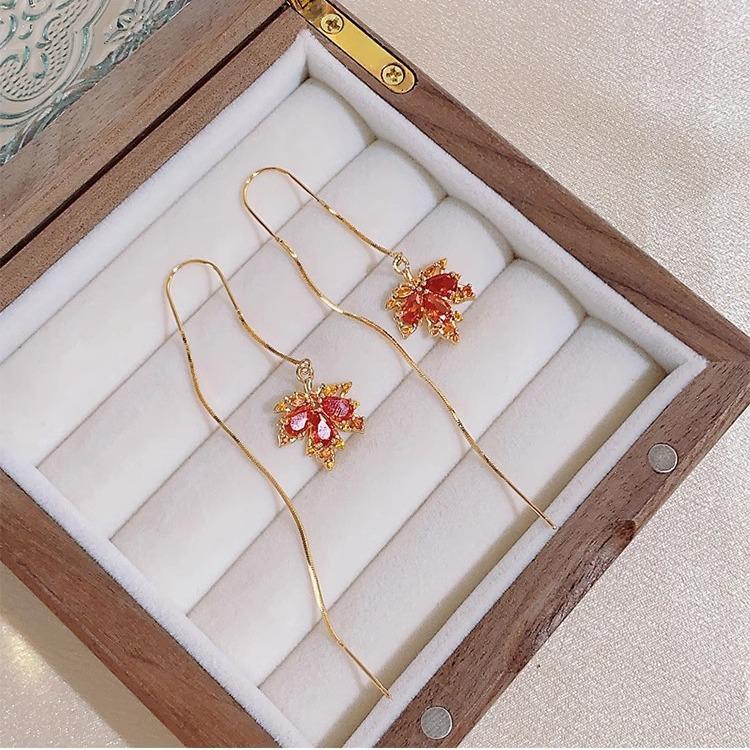 

Серьги с кисточками в виде красных кленовых листьев, женские серьги красный