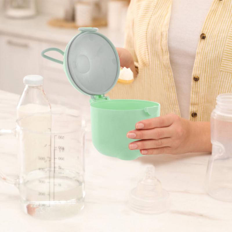Portable Formula Storage Container Light Green For Freshness