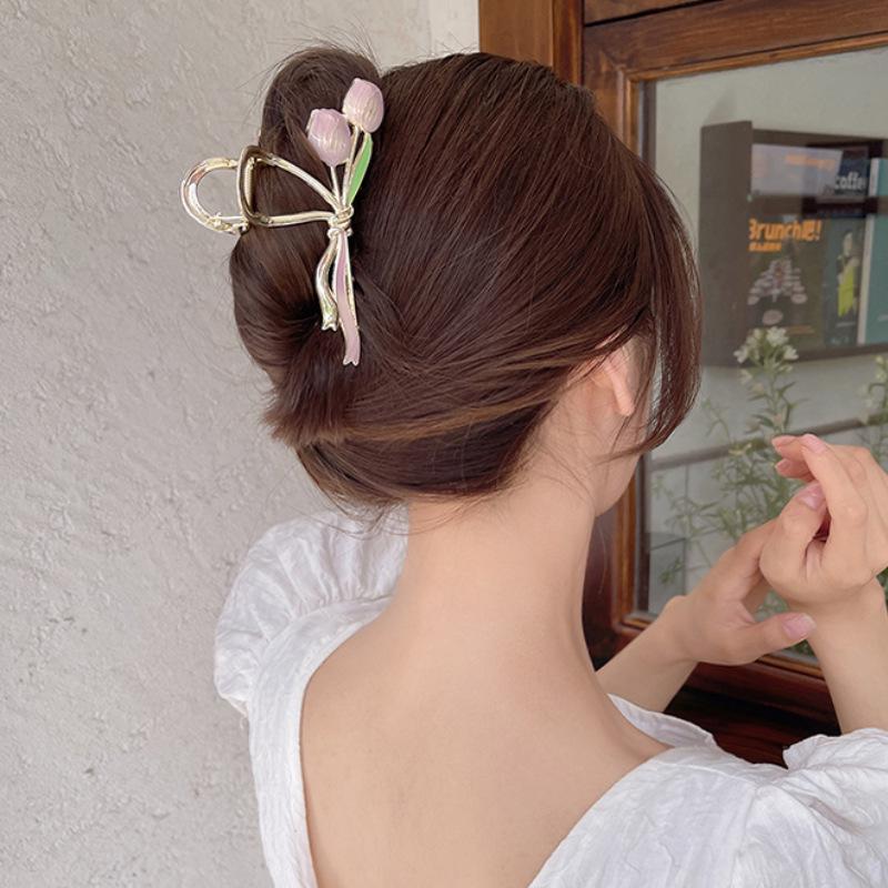 Elegante 2022 Tulpen-Schmetterlings-Haarklammer für Frauen - Temperamentvolle Hai-Haarspange