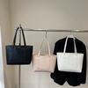 Premium texture large-capacity bag women's new niche design shoulder bag fashionable commuter tote bag