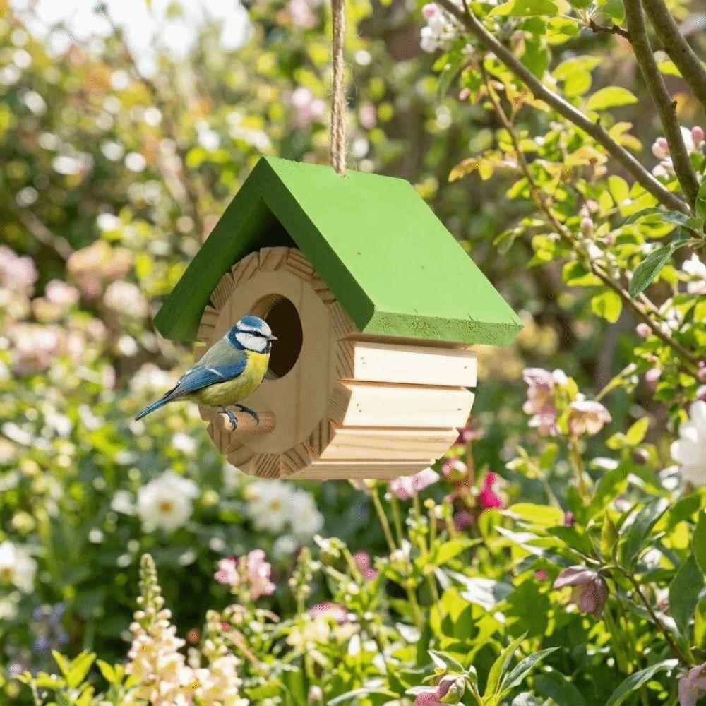 Ventilation Hanging Wooden Bird House with Hanging Rope Bird Breeding Box Wild Birds Habitat Farm