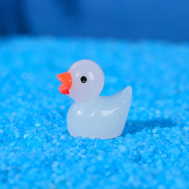 Glowing Luminous Duck Figurines - Colorful Resin Micro-Landscape Ornaments