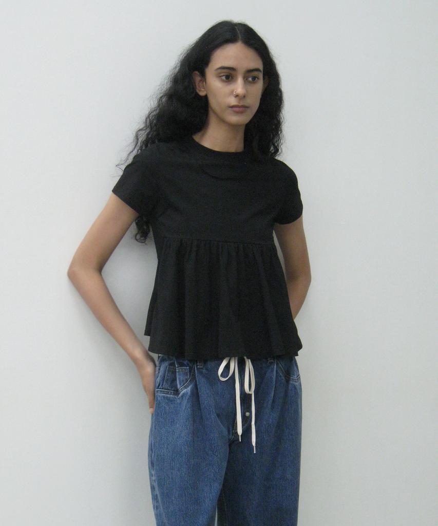 PARTIMENTO WOMEN Overlay Peplum Short Sleeve Tee_Black