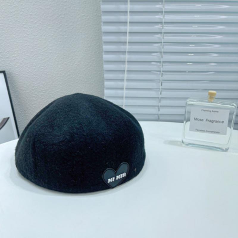 New Autumn and Winter Beret Female Painter Hat Big Head Circumference Warm Tweed Love and Wear Baseball Cap Back