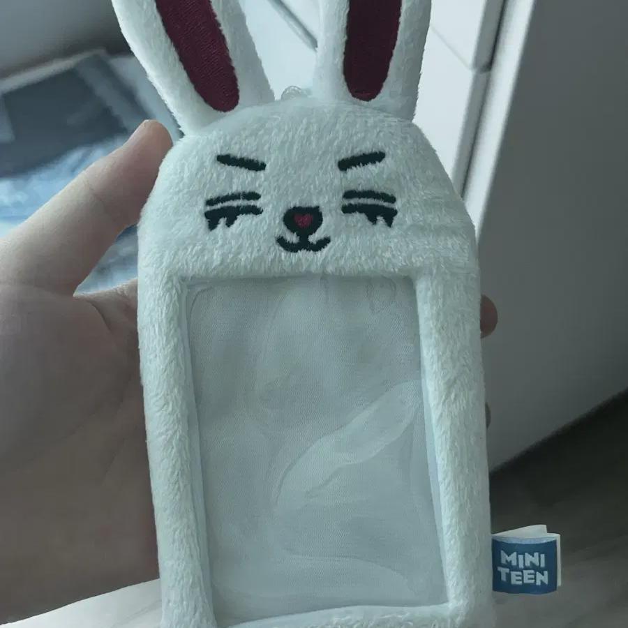 

Cherry Photo Card Holder