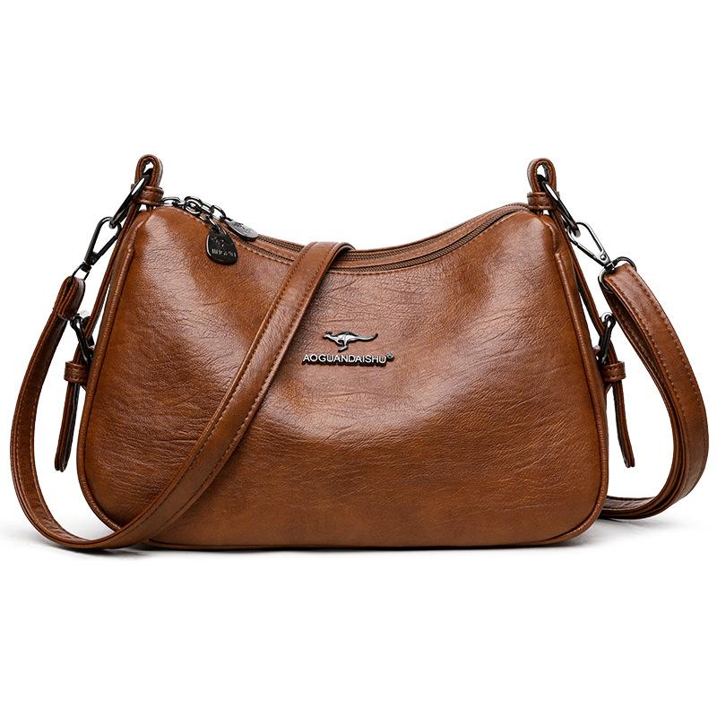 2025 New Middle-aged Mother Bag Large-capacity Messenger Bag Fashionable and Simple Shoulder Handbag Soft Leather Small Square Bag