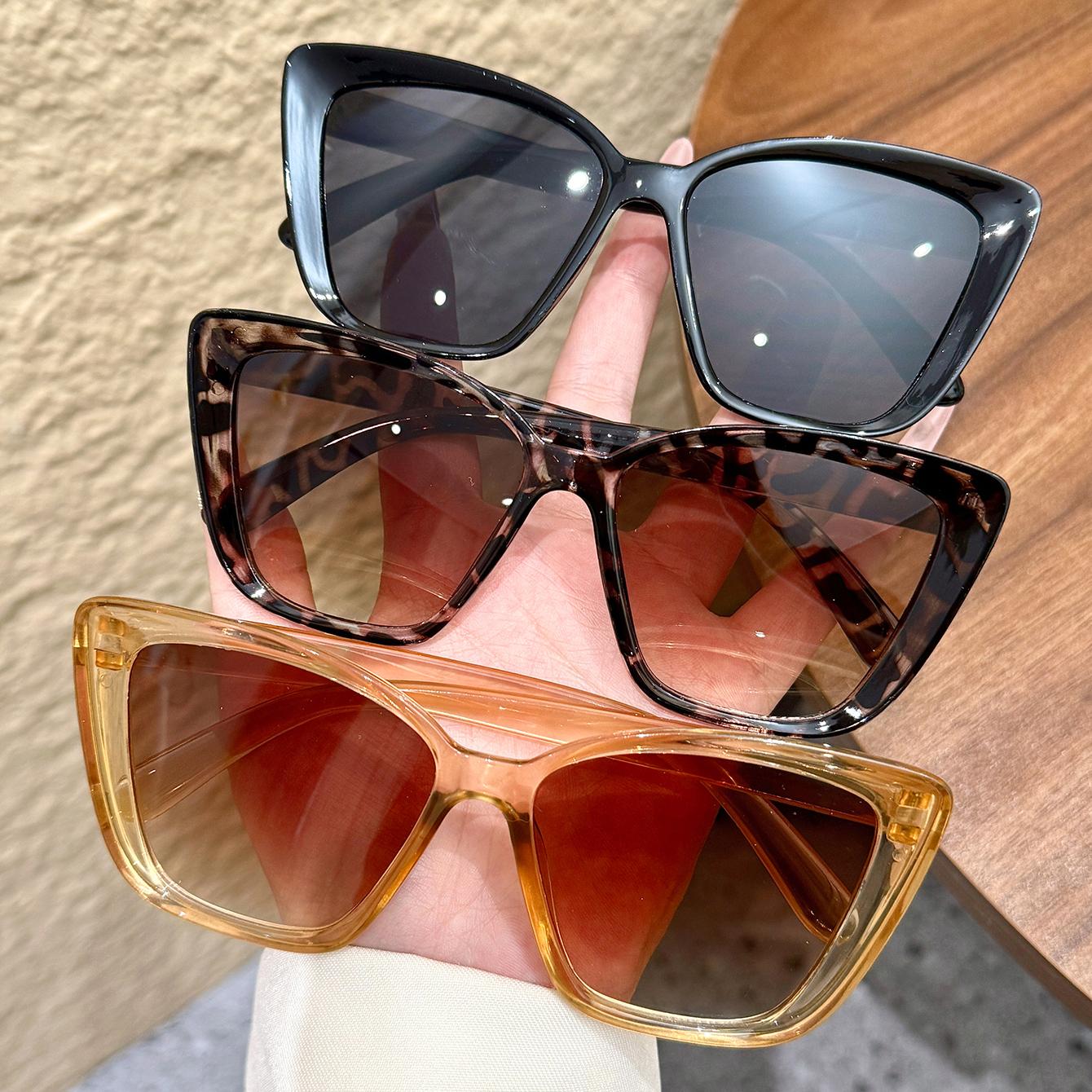 

3Pcs Extra Large Cat Eye Glasses Frames, Three-In-One Multi-Color Trendy Combination Set, Lightweight and Easy to Carry