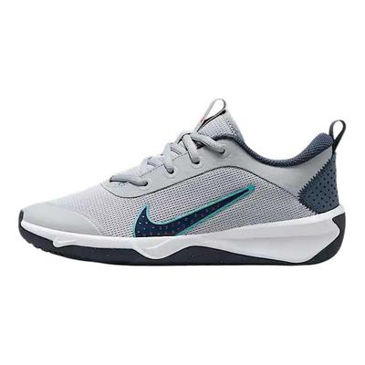 Omni Multi-Court GS Wolf Grey Dusty Cactus Kids Sneakers Bright-Crimson Thunder-Blue DM9027-010