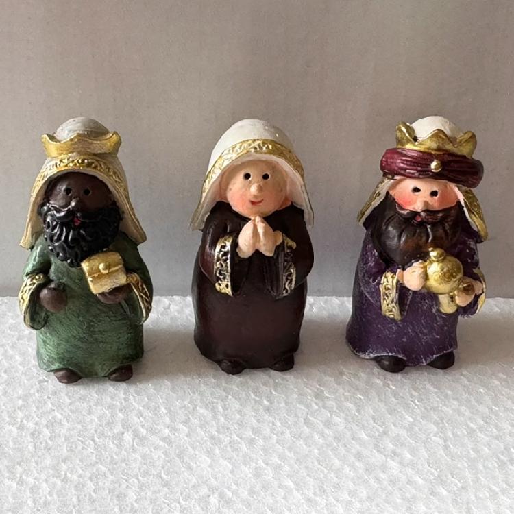 Festival 11Pieces Christmas Cute Resins Nativity Scene Miniature Figurines Set for Religious Holiday Collection Gift