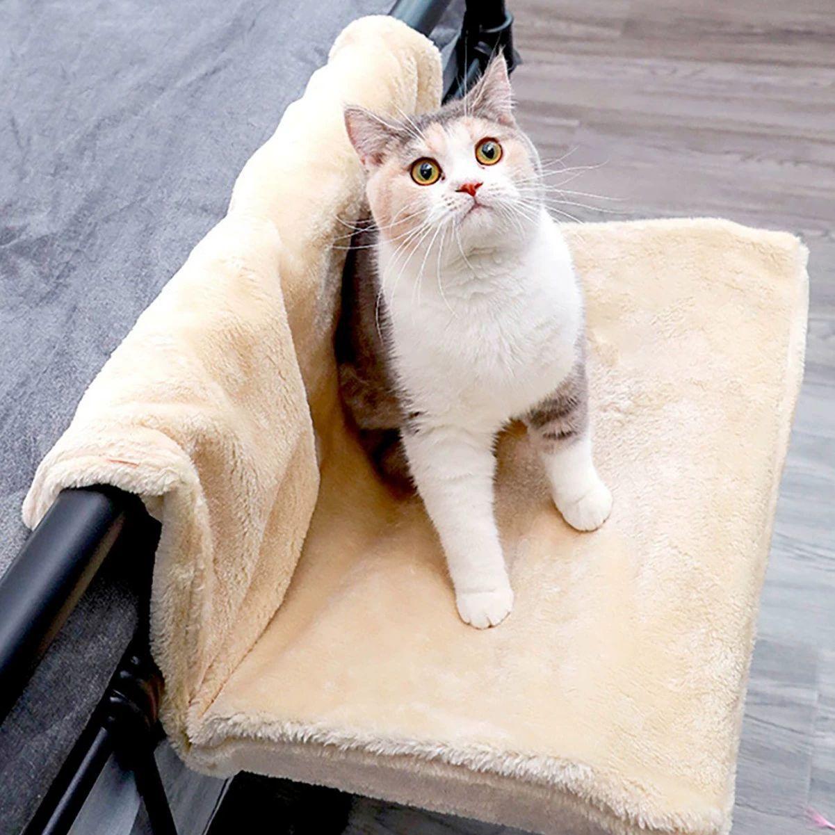 

Pet hammock Washable foldable hanging nest L-shaped imitation rabbit fur cat bed Window-side non-occupying sunbathing swing S 45x30cm бежевый