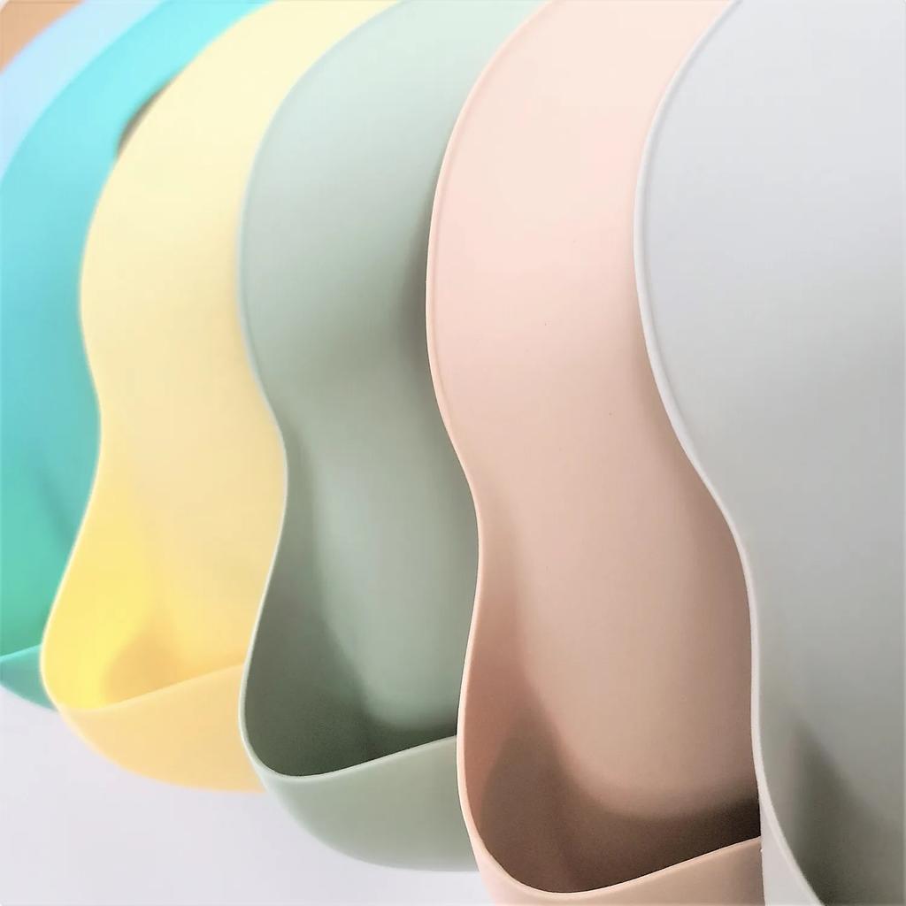 Silicone Bib for Children with Fastener Yellow MinikOiOi 1 Pc.